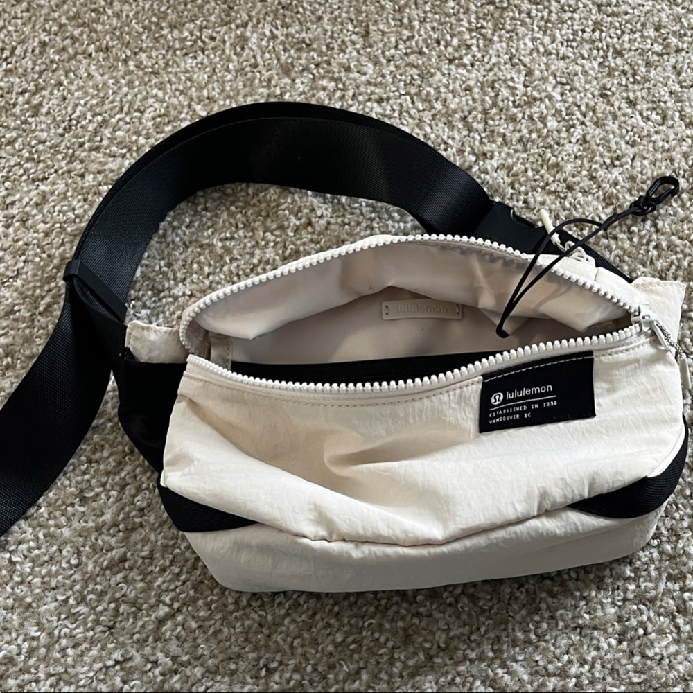 lululemon athletica Cream and Black Sling Belt Bag
